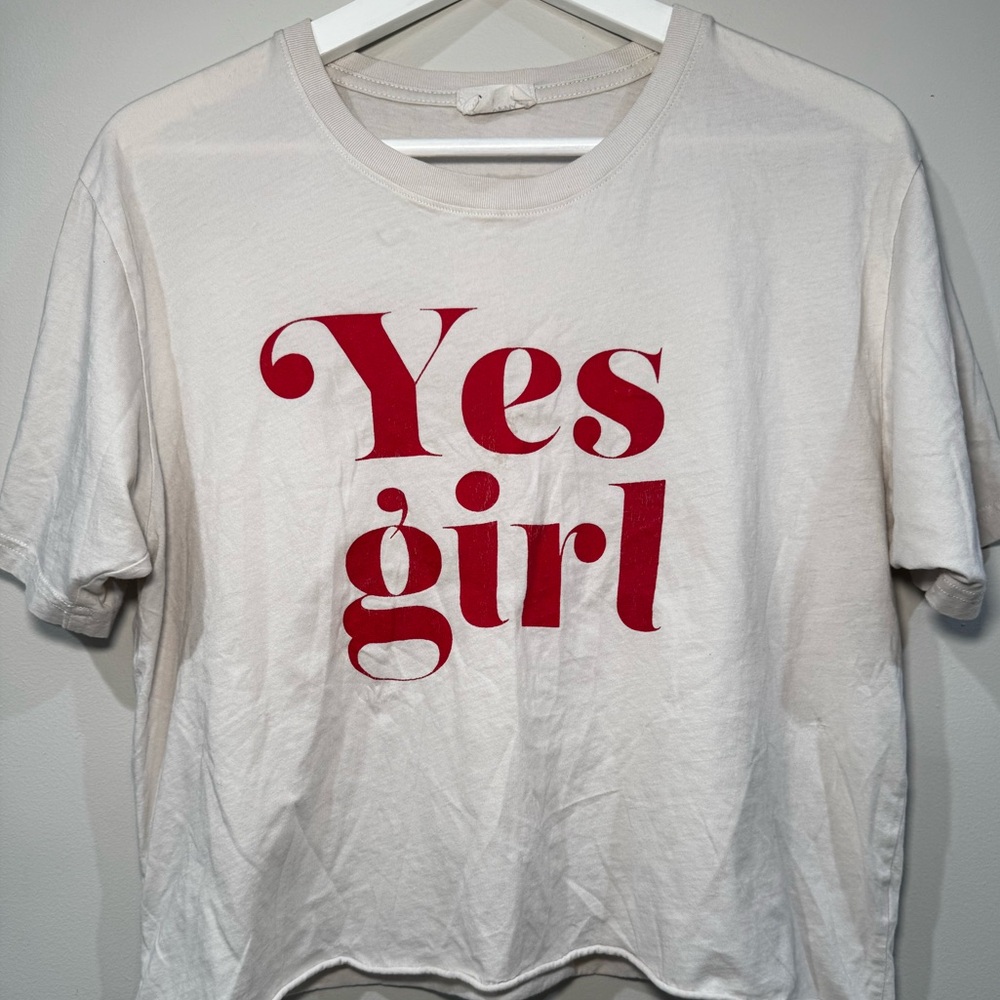 Yes Girl Graphic Tee – Refined by Twelfth – White/Red – Size L